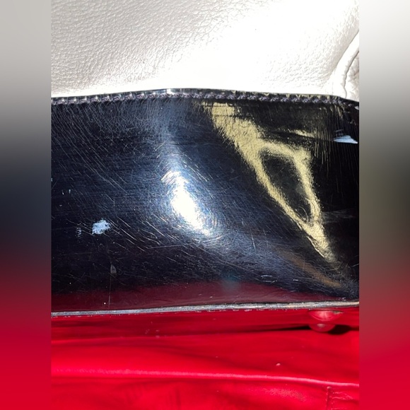 Rossi & Caruso Cream & Black Hand Bag.  Call outs. See pics - Picture 5 of 16